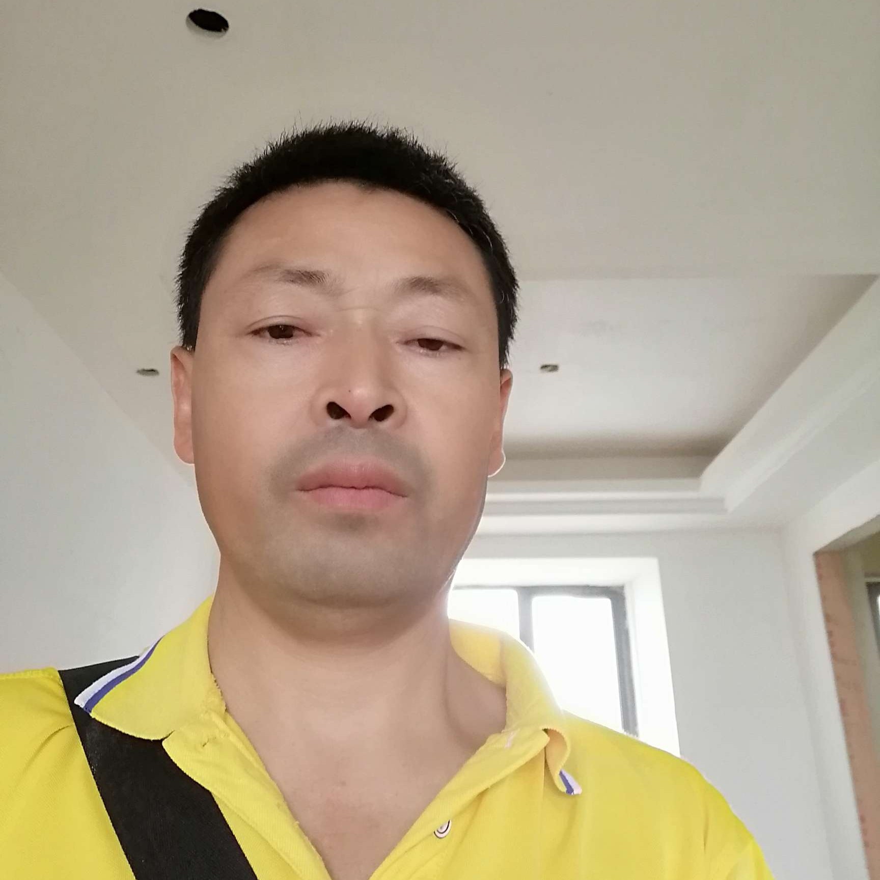 巨人相许谁的照片