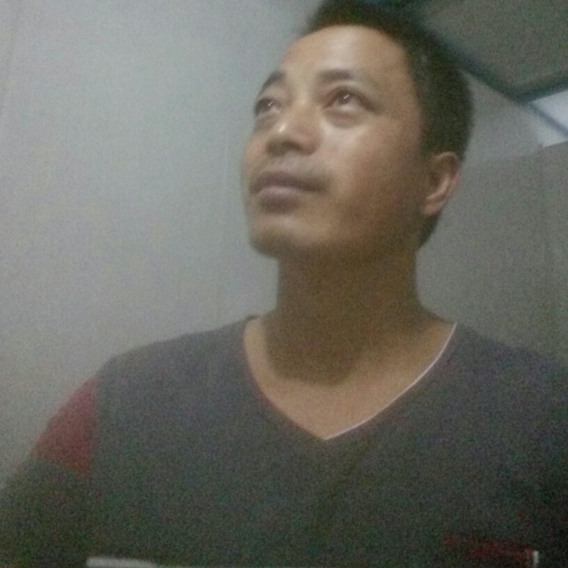 虚心冷眸的照片