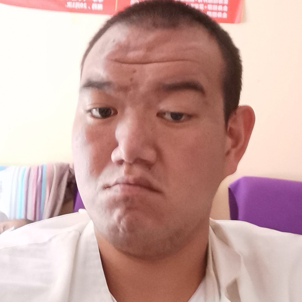 惊鸿回眸英俊的照片