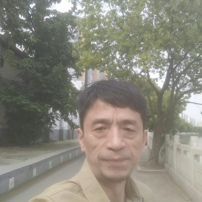 天笑笑的照片