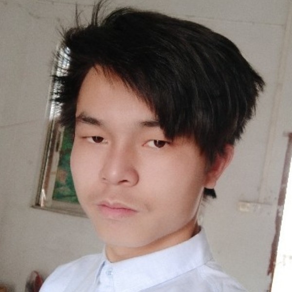 执着泪了硬币的照片