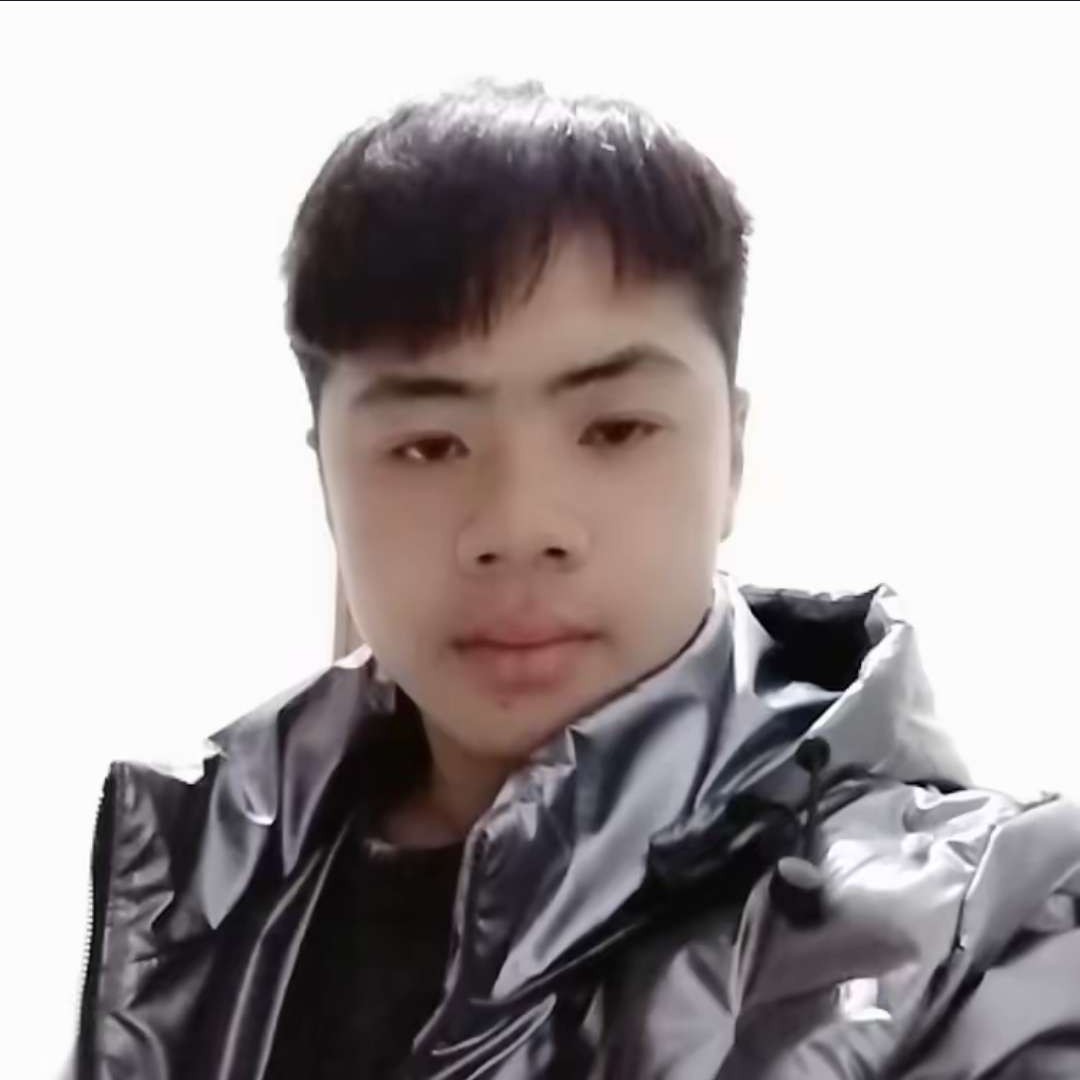 云南男孩的照片