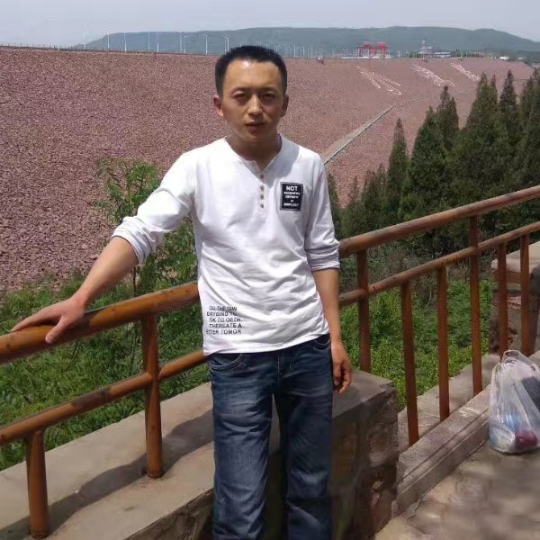 忧郁爱恋哈密瓜的照片
