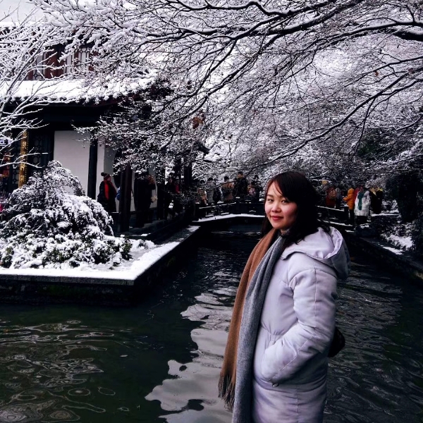 安生何方的照片