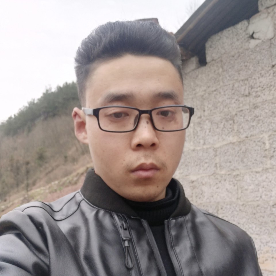 孤衾独臻的照片
