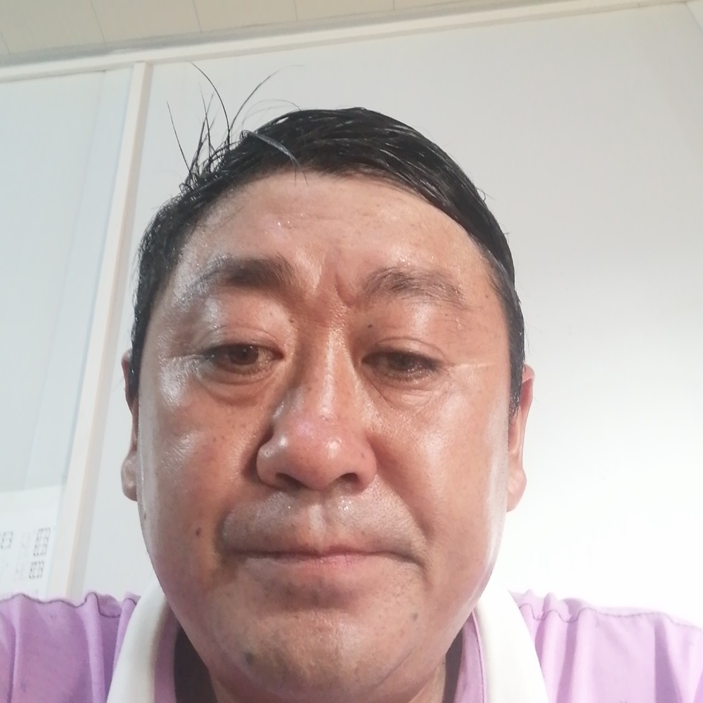 芒果给典雅的照片