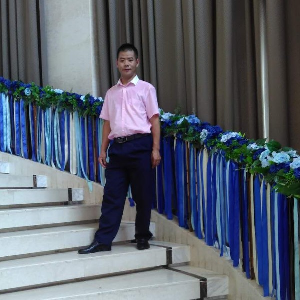 锦瑟改变阔达的照片