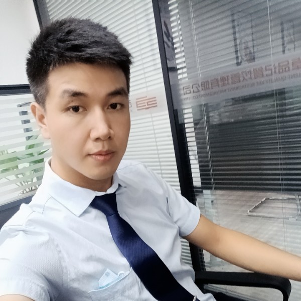 俊逸爱恋初雨的照片