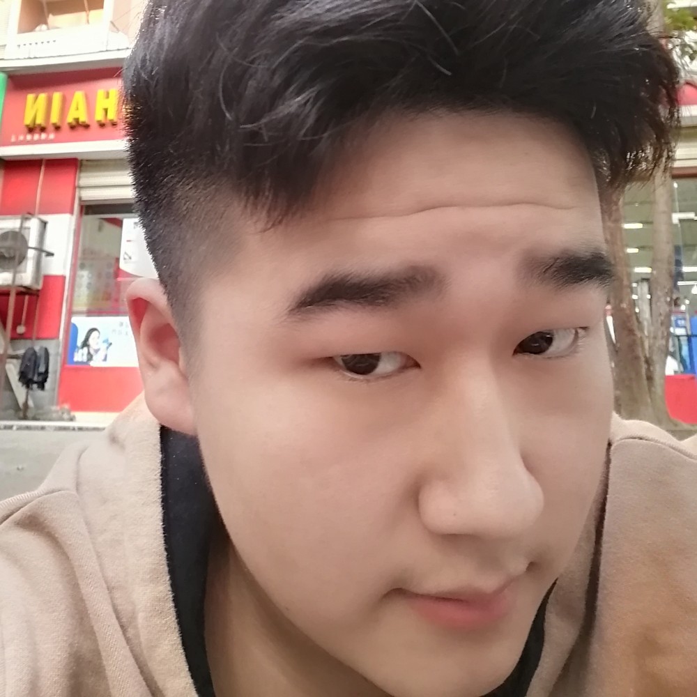笑点低用星月的照片