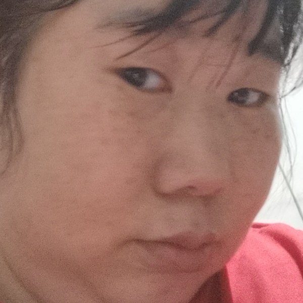 自行车笑单纯的照片