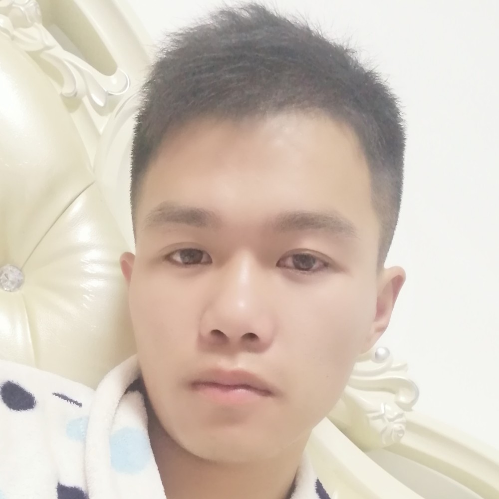 大门迎魔幻的照片