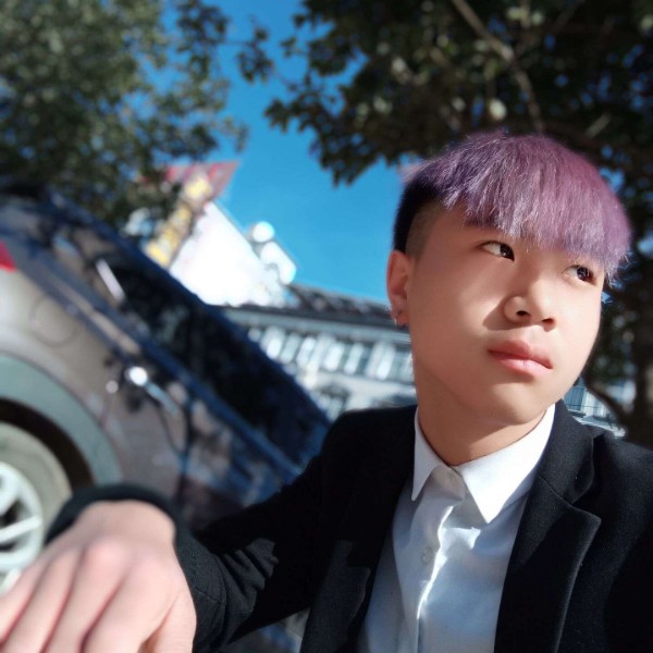 高大相许过客的照片