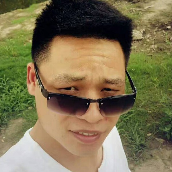 务实的盼望的照片