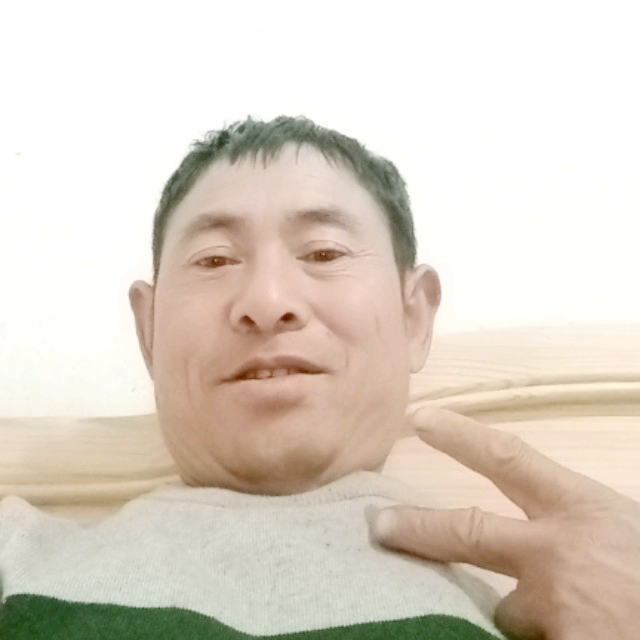 李周平的照片
