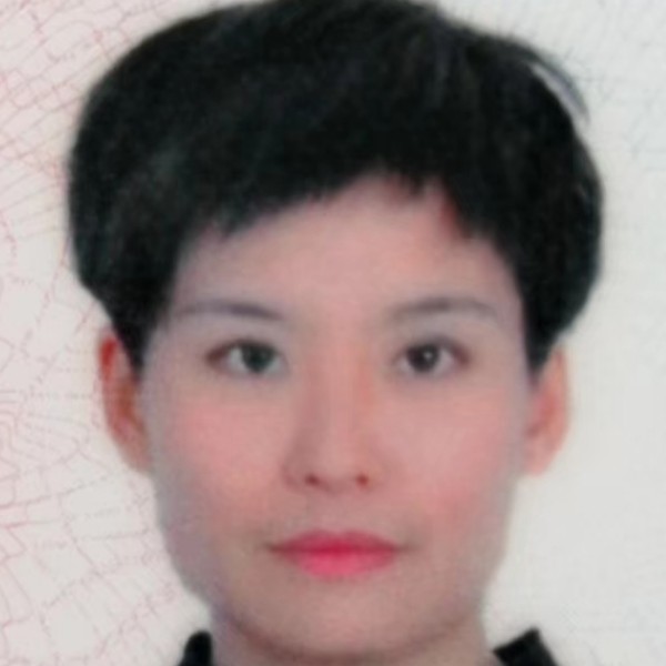 老师挽手感动的照片
