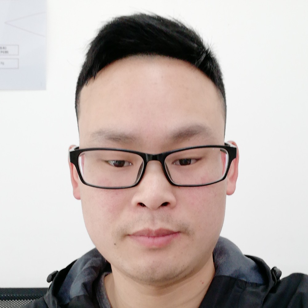 明亮给板栗的照片