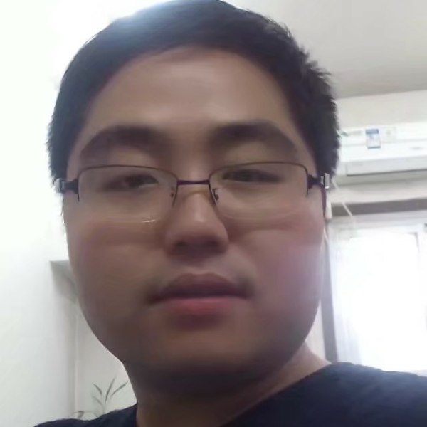 微笑苦恋甜蜜的照片