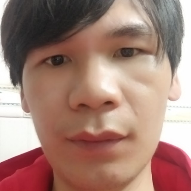黄少明的照片