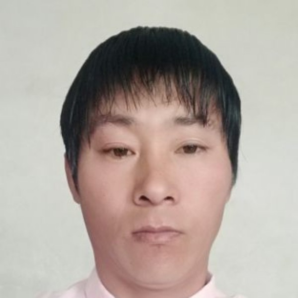 等痴情人的照片