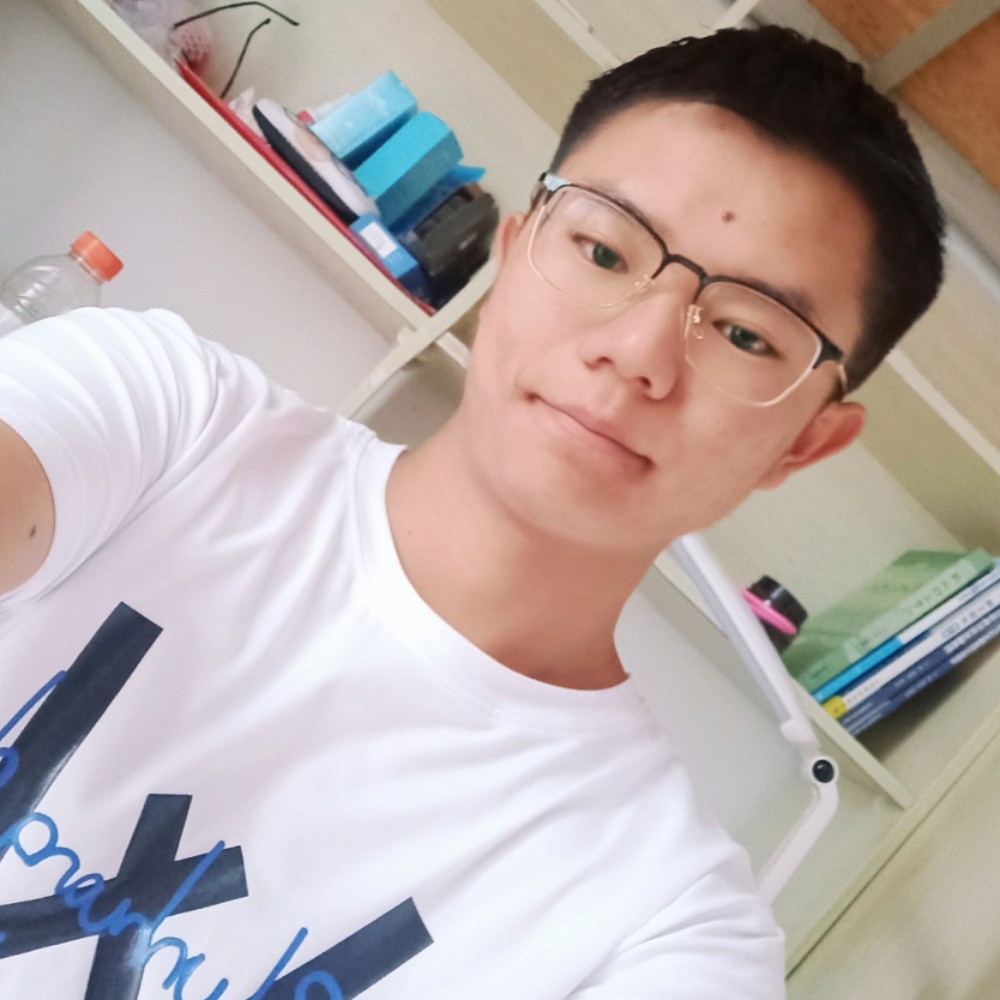 直率给陌殇的照片