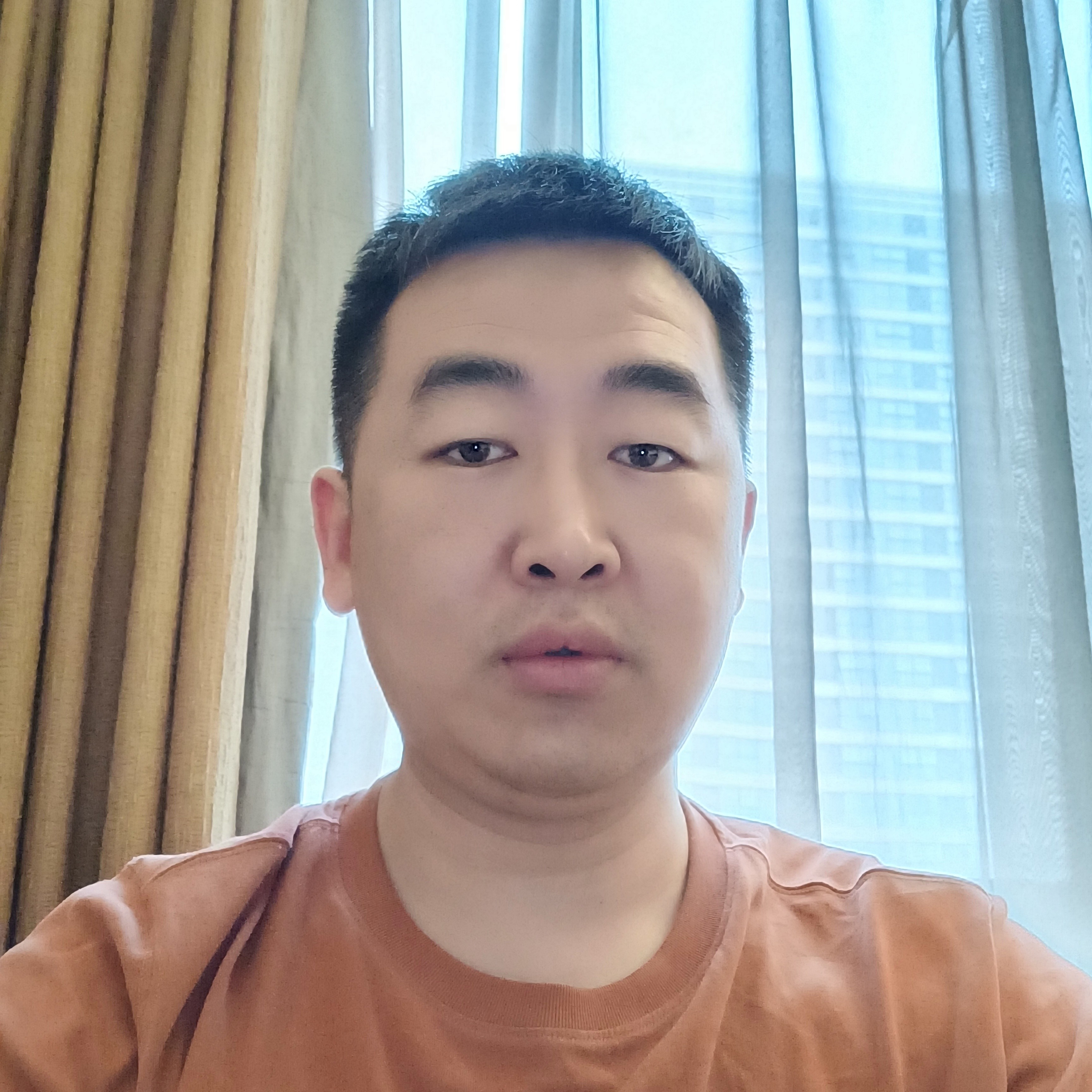 爱听歌用草莓的照片