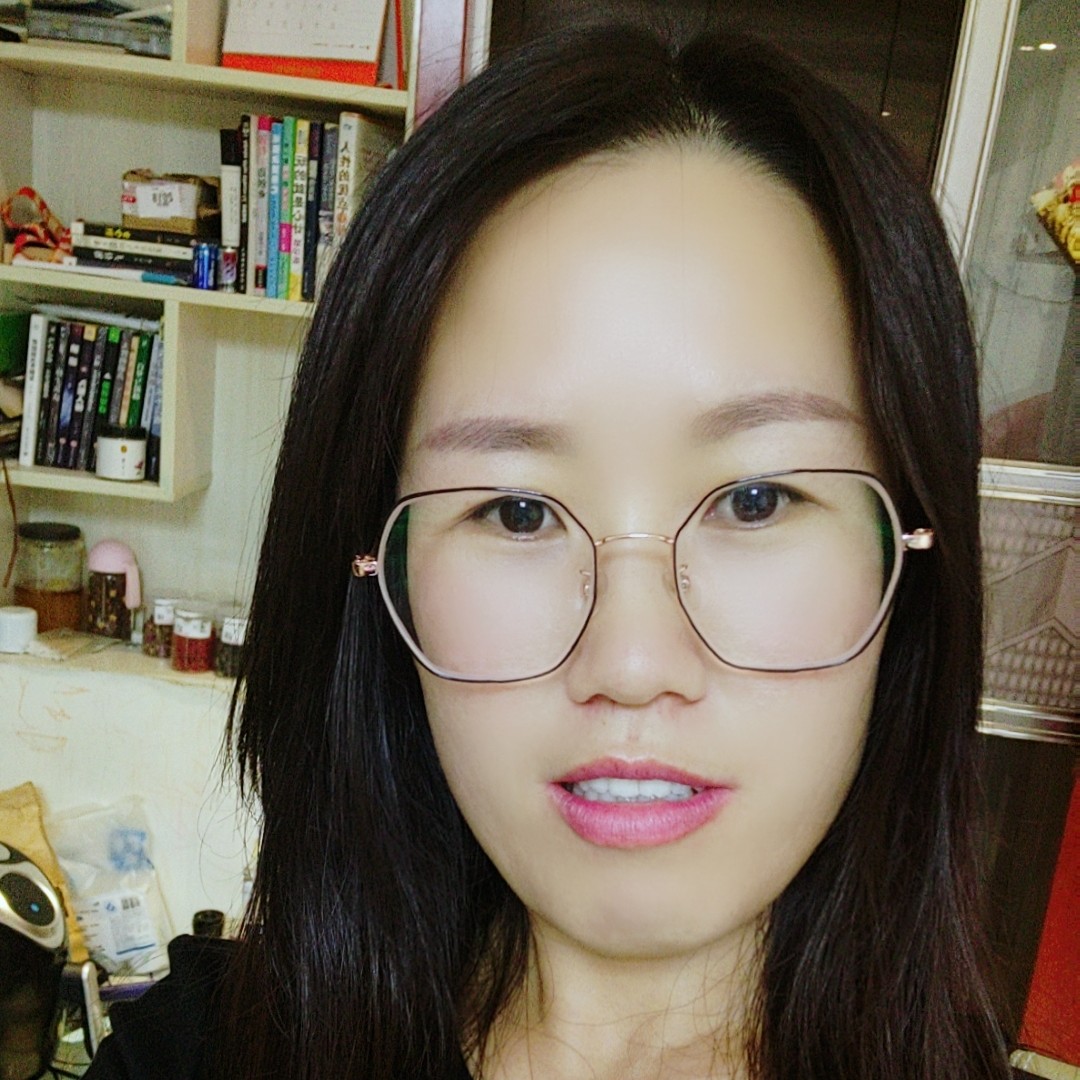 阮宁的照片