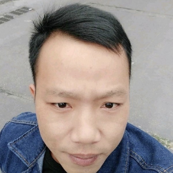 期待你的无名指的照片