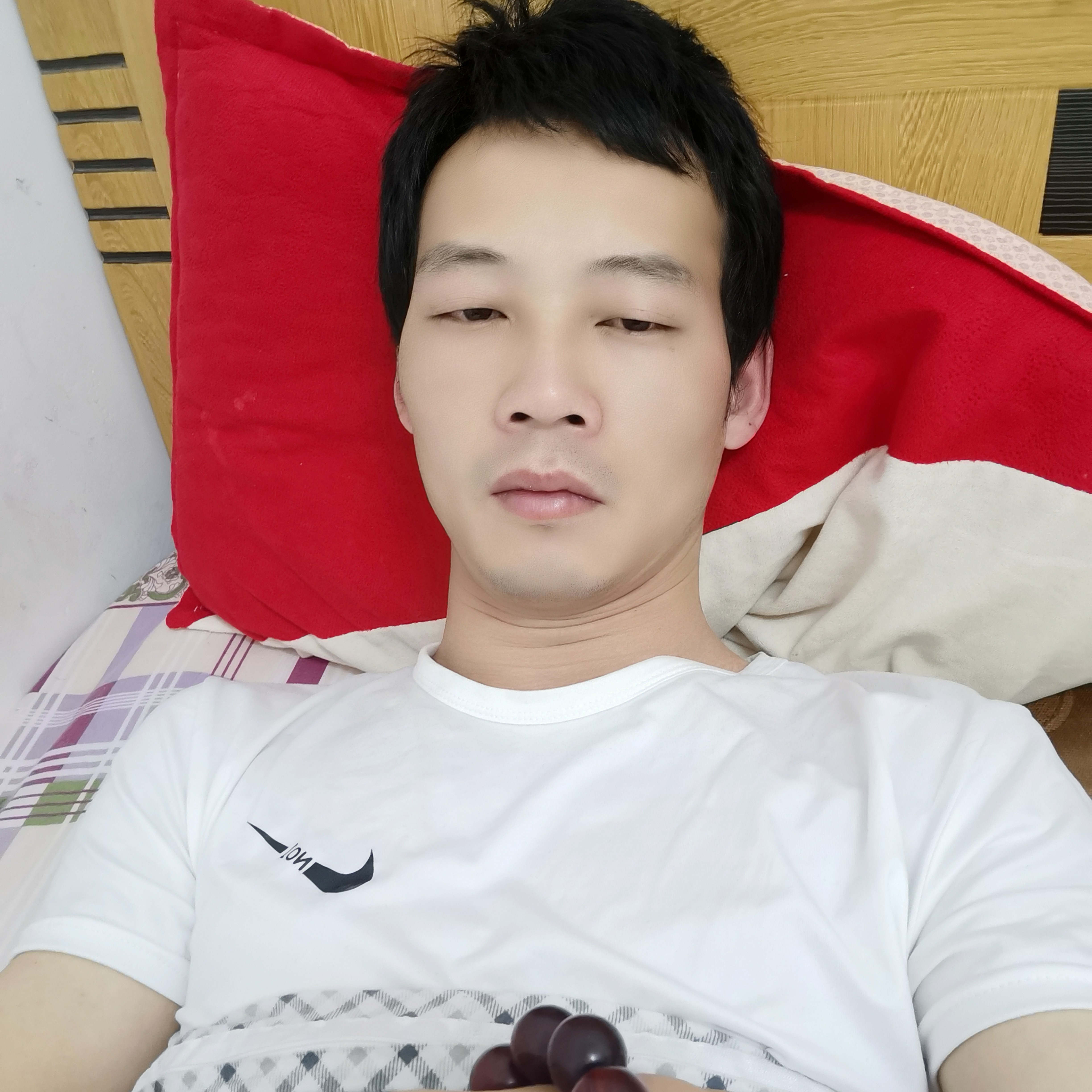 丑八卦的照片
