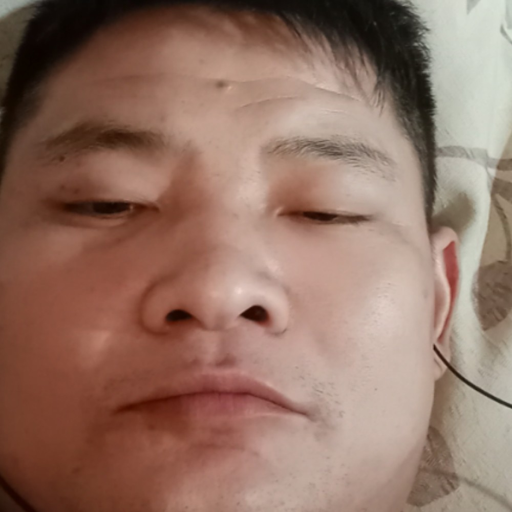 落寞与帆布鞋的照片