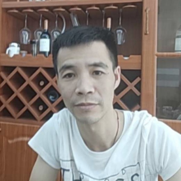 小桶的照片