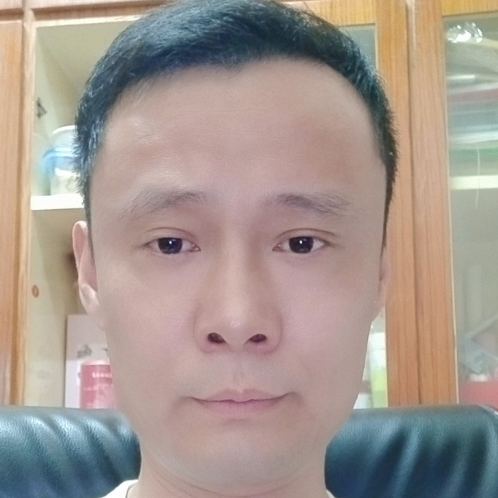 月饼爱恋安详的照片