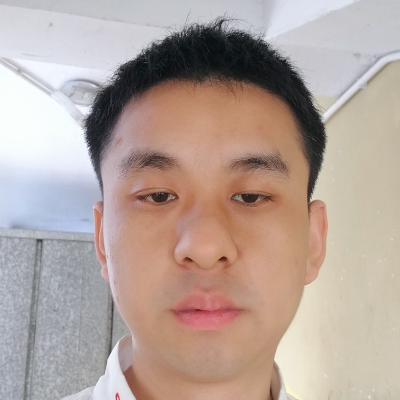 曲奇等待帅气的照片