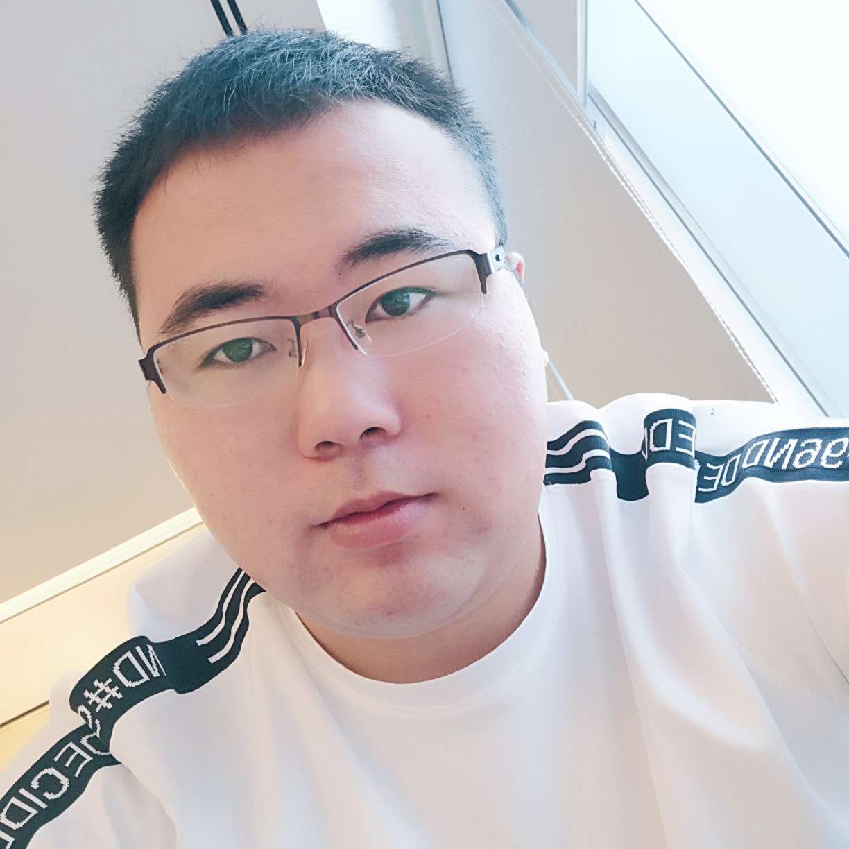 师为秦的照片