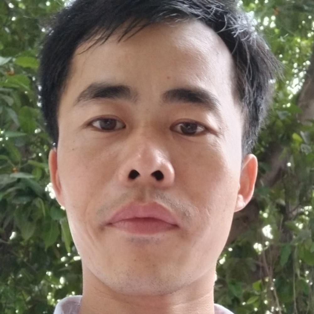 高挑漫步星月的照片