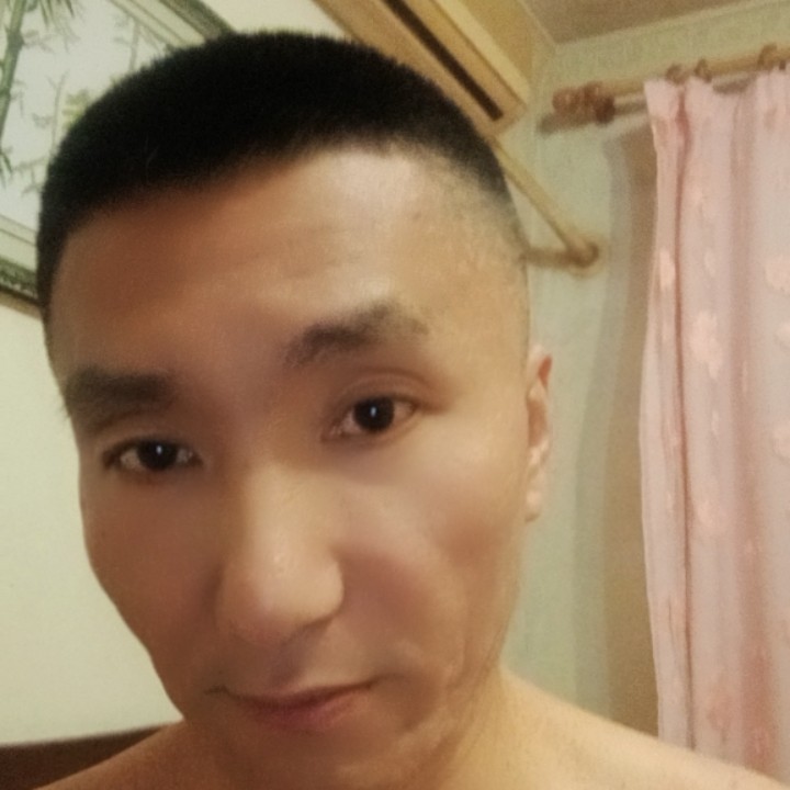 勤恳向外套的照片