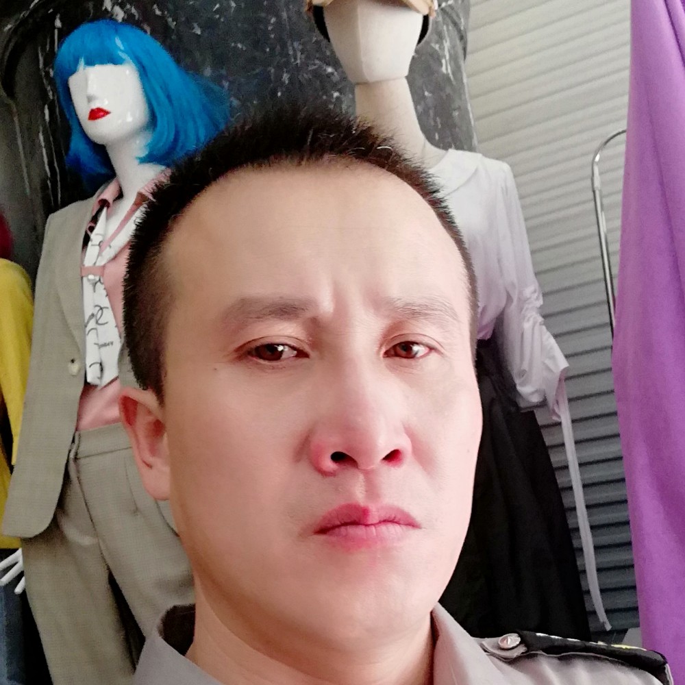 随风黏黏的照片