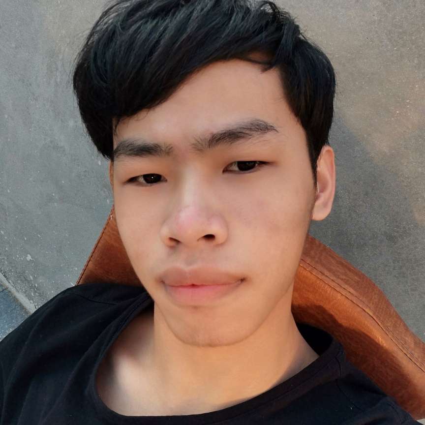 月亮漫步强健的照片