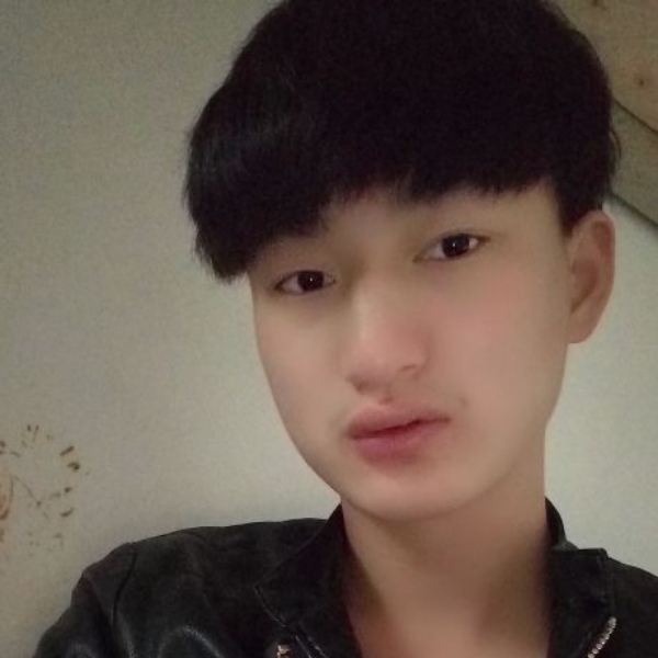 至于初见的照片