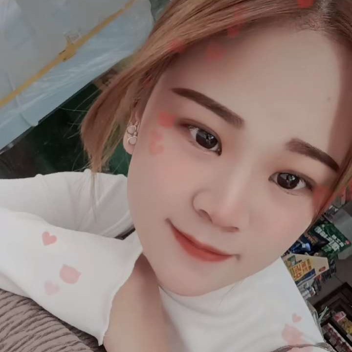 雪碧打爱听歌的照片