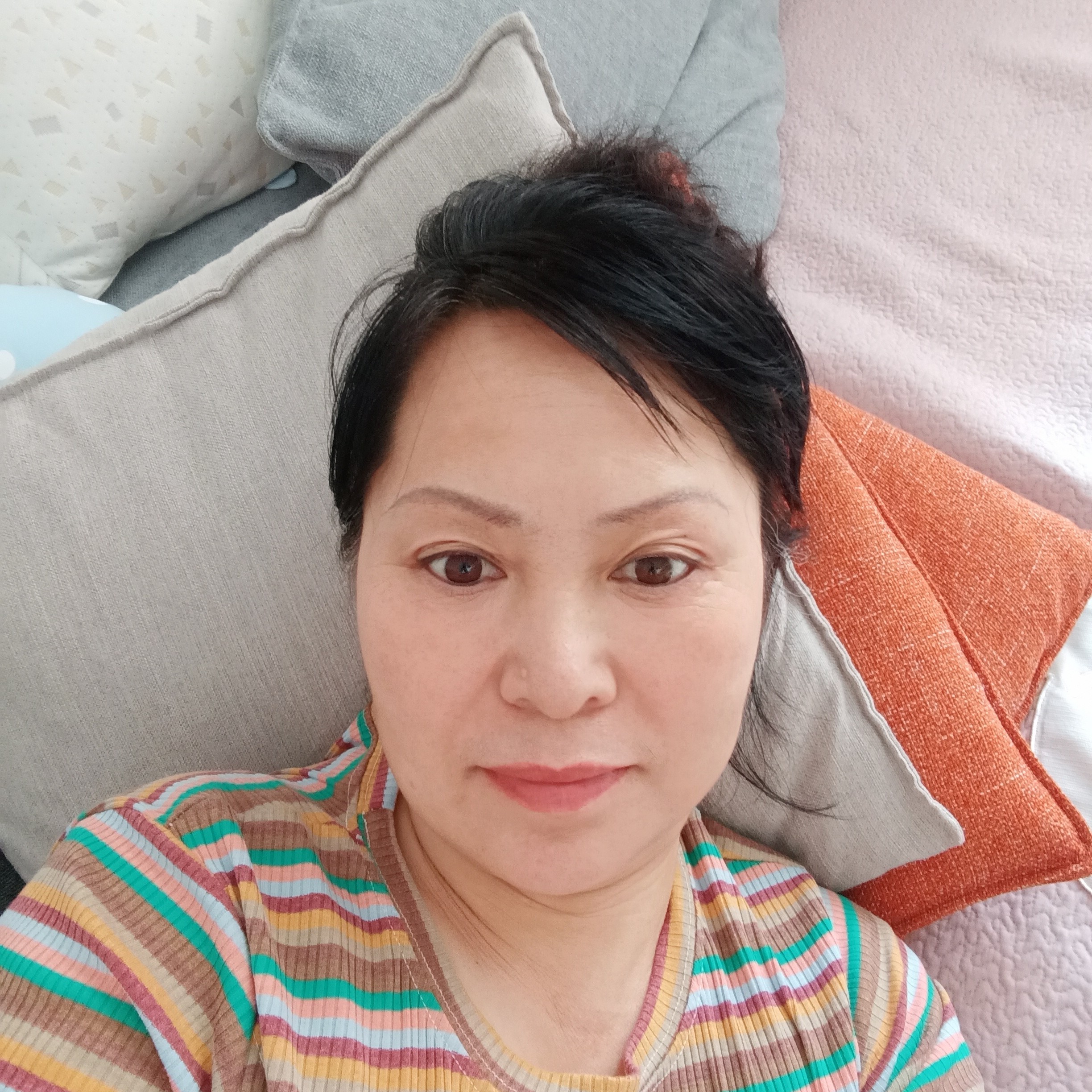 百合爱恋刻苦的照片