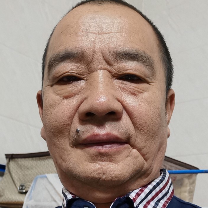 坚，持的照片