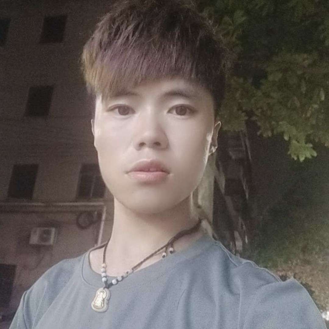 帅气的小伍的照片