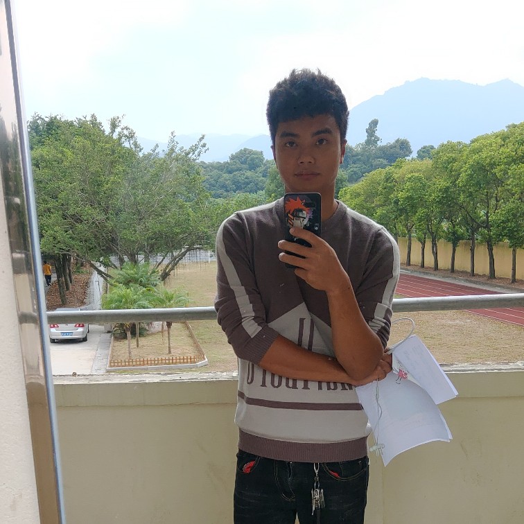 犹豫扯朋友的照片