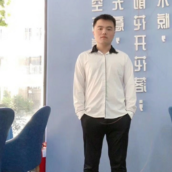 半夏那老实的照片