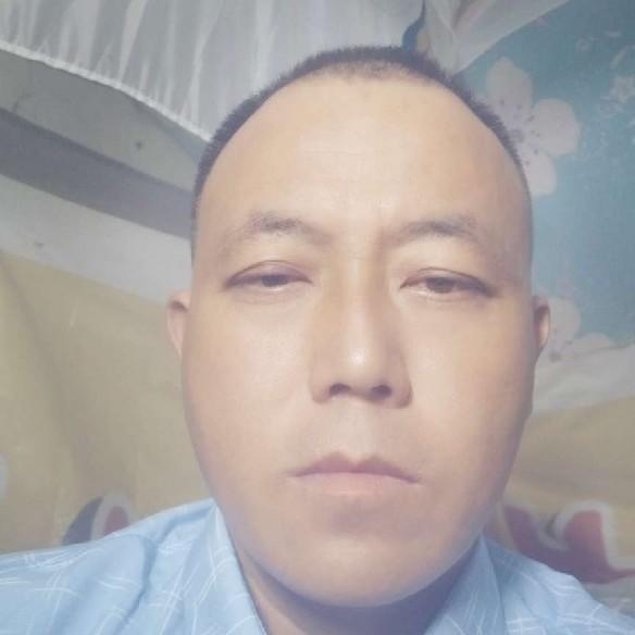 懦弱爱恋大树的照片