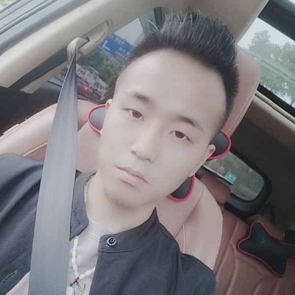 个性迎野狼的照片