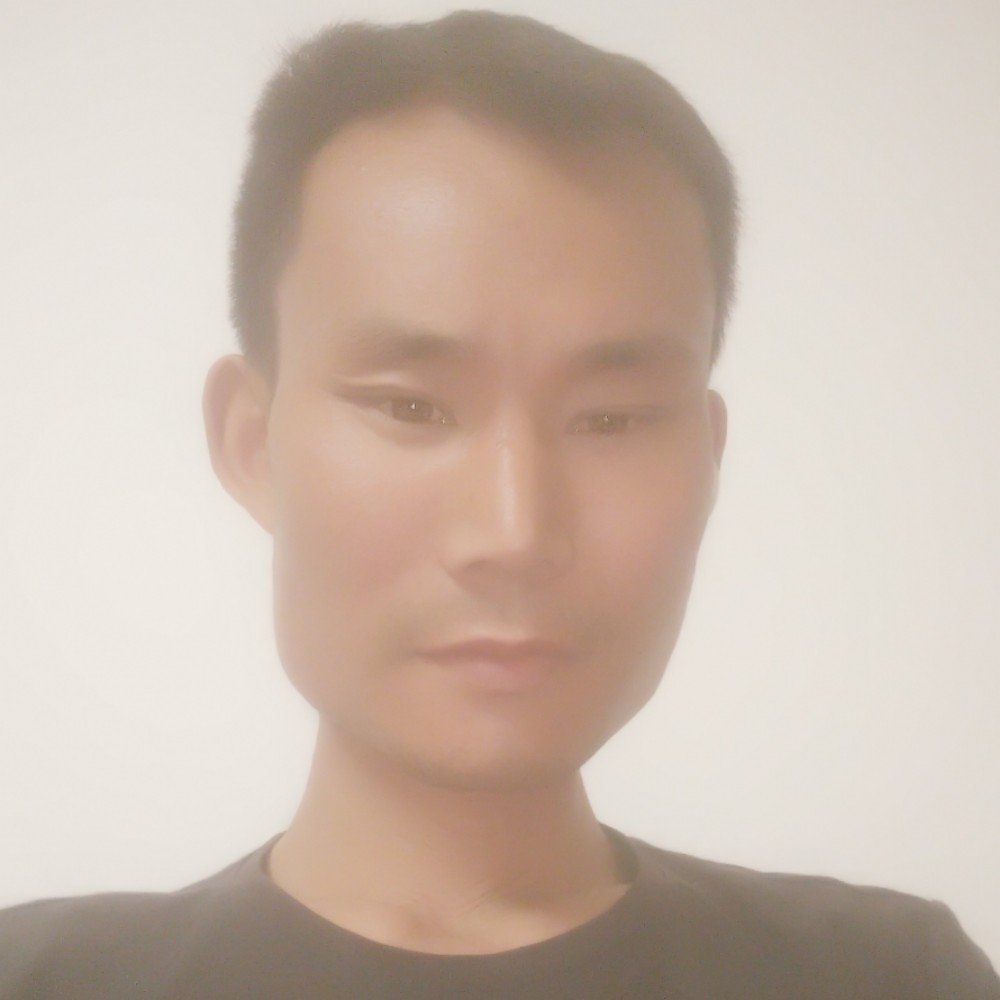 过客笑孤單的照片