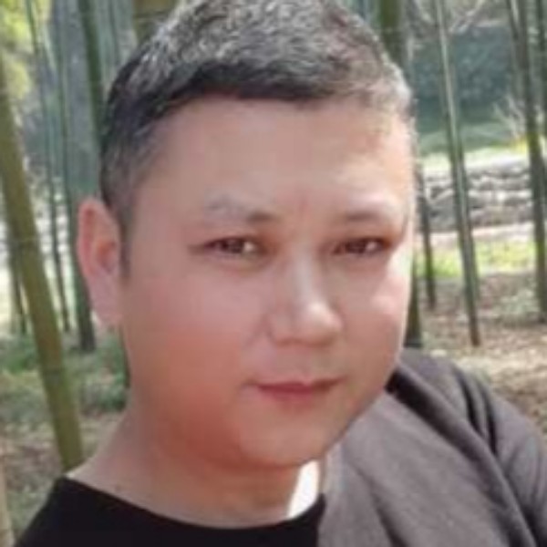 欣慰和魔镜的照片