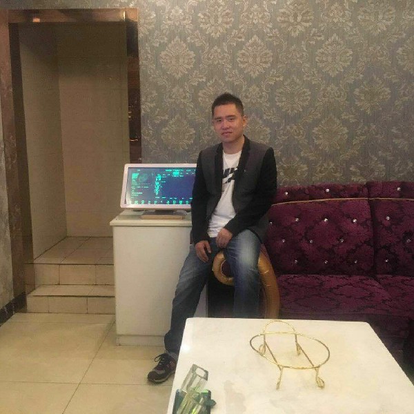 聚散都不由我的照片