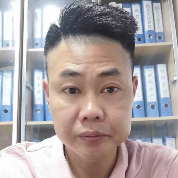 狗阳光的照片